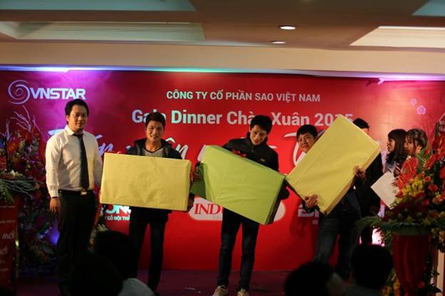 gala tat nien sao viet nam 23