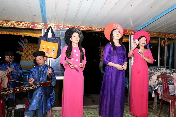 Hành trình du xuân Hành trình du xuân